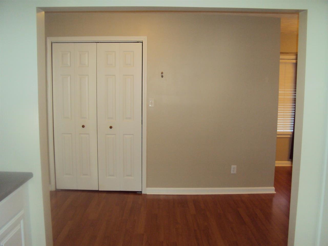 11 W Bujey Dr, Evansville, IN 47710 photo 8