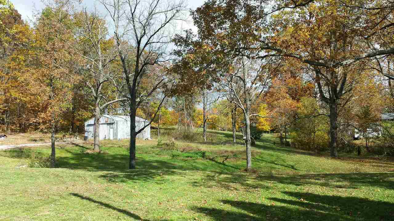 6171 S Stanford Rd, Bloomington, IN 47403 photo 2