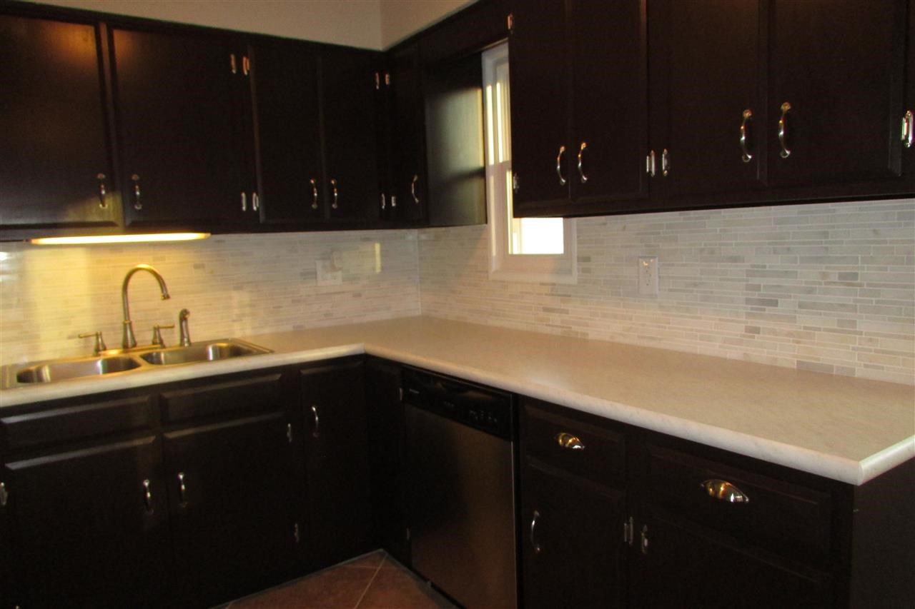 300 W Mill Rd, Evansville, IN 47710 photo 2