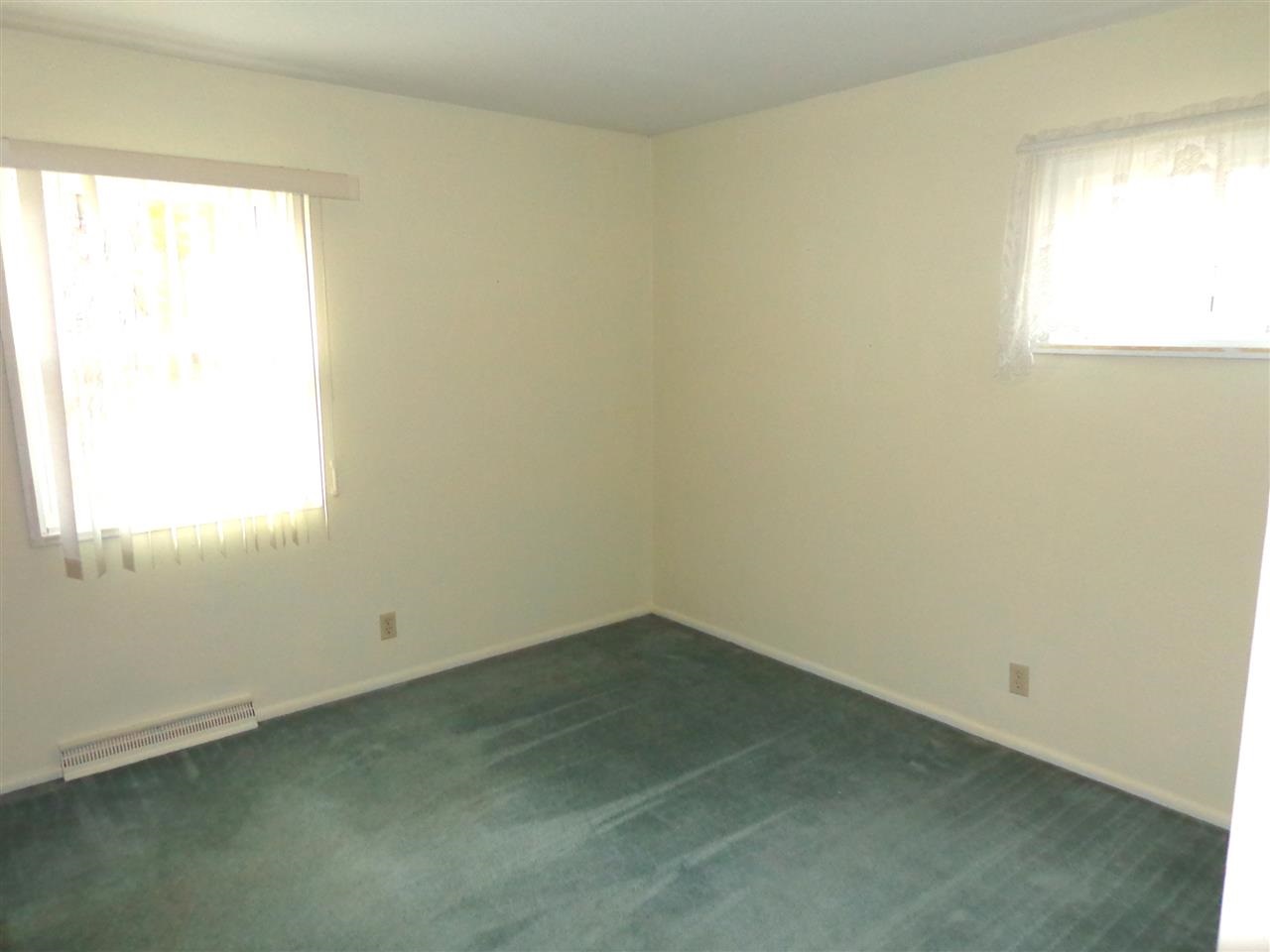 806 Linlawn Dr, Wabash, IN 46992 photo 7
