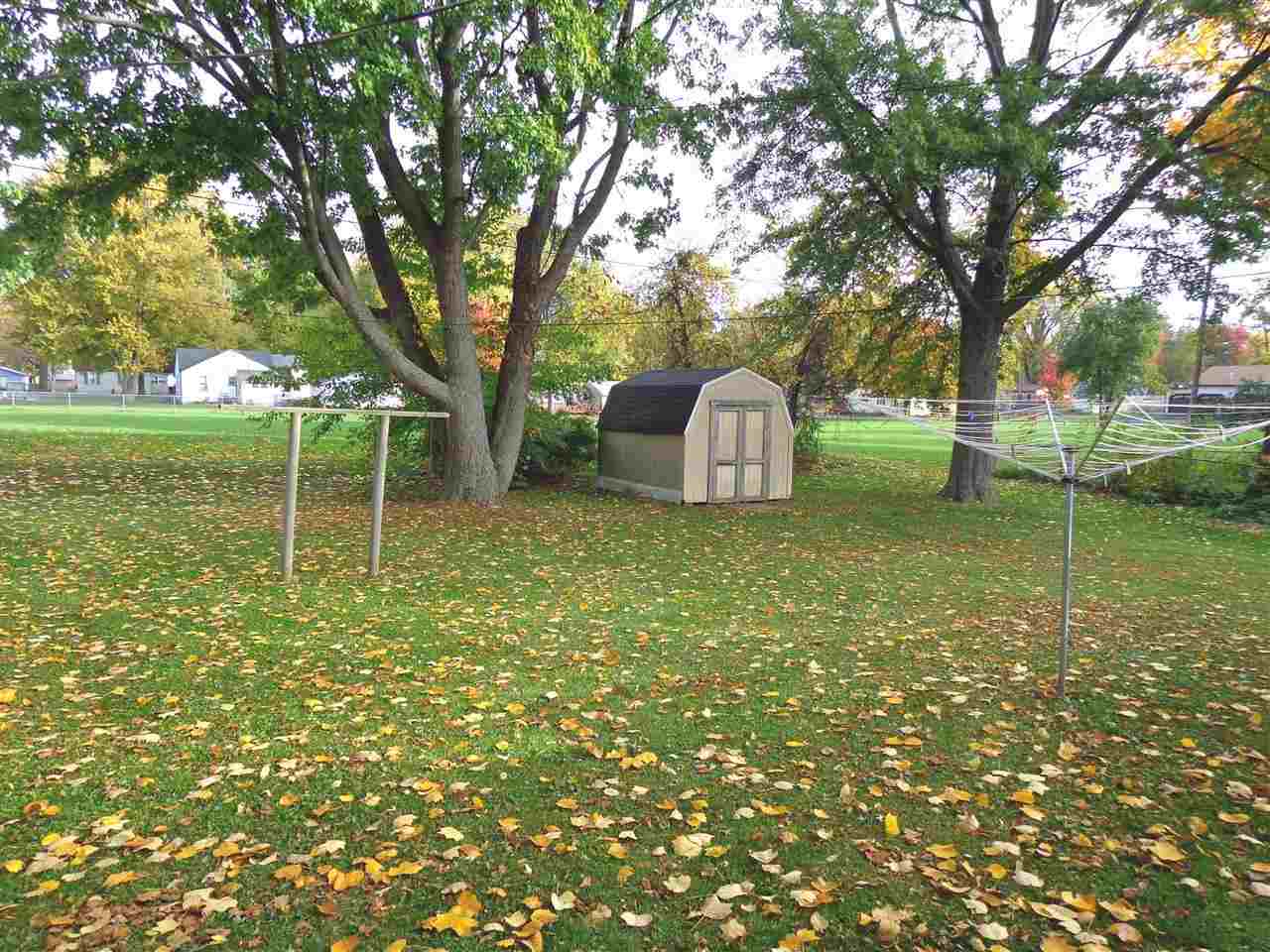 806 Linlawn Dr, Wabash, IN 46992 photo 14