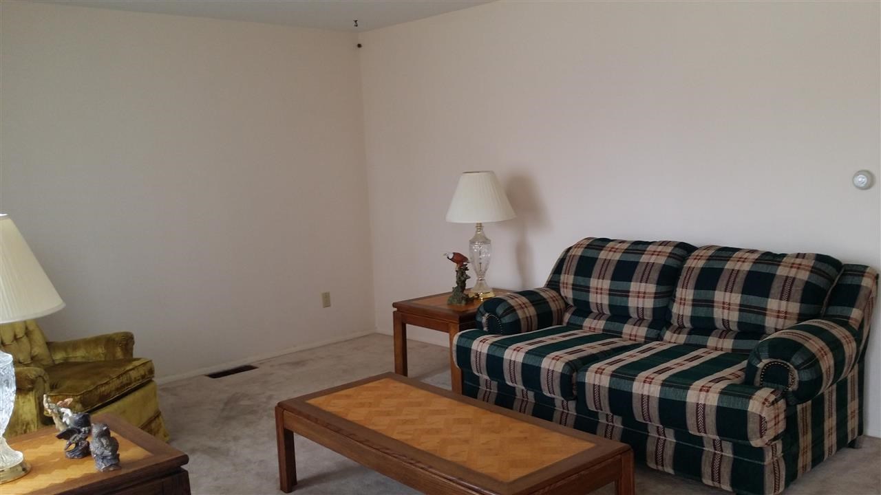 912 Lower Huntington Rd, Fort Wayne, IN 46819 photo 4