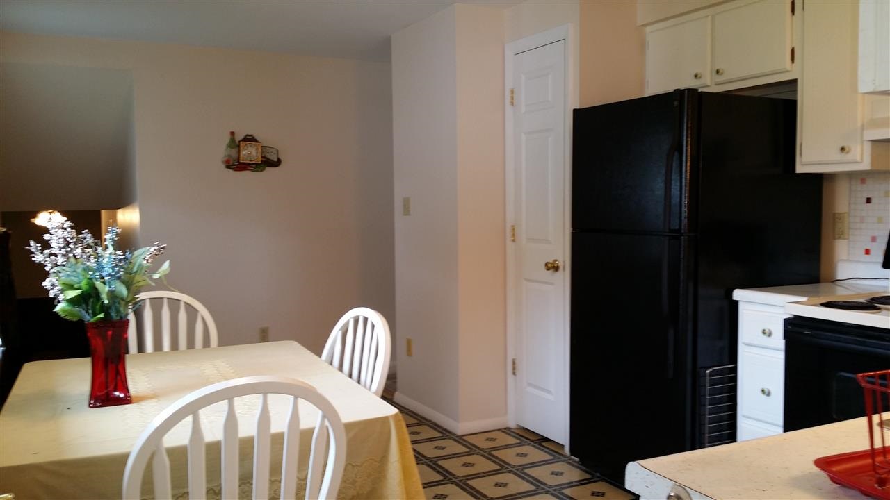912 Lower Huntington Rd, Fort Wayne, IN 46819 photo 3
