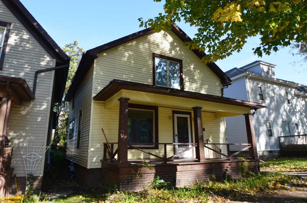 334 N State St, Kendallville, IN 46755 photo 1