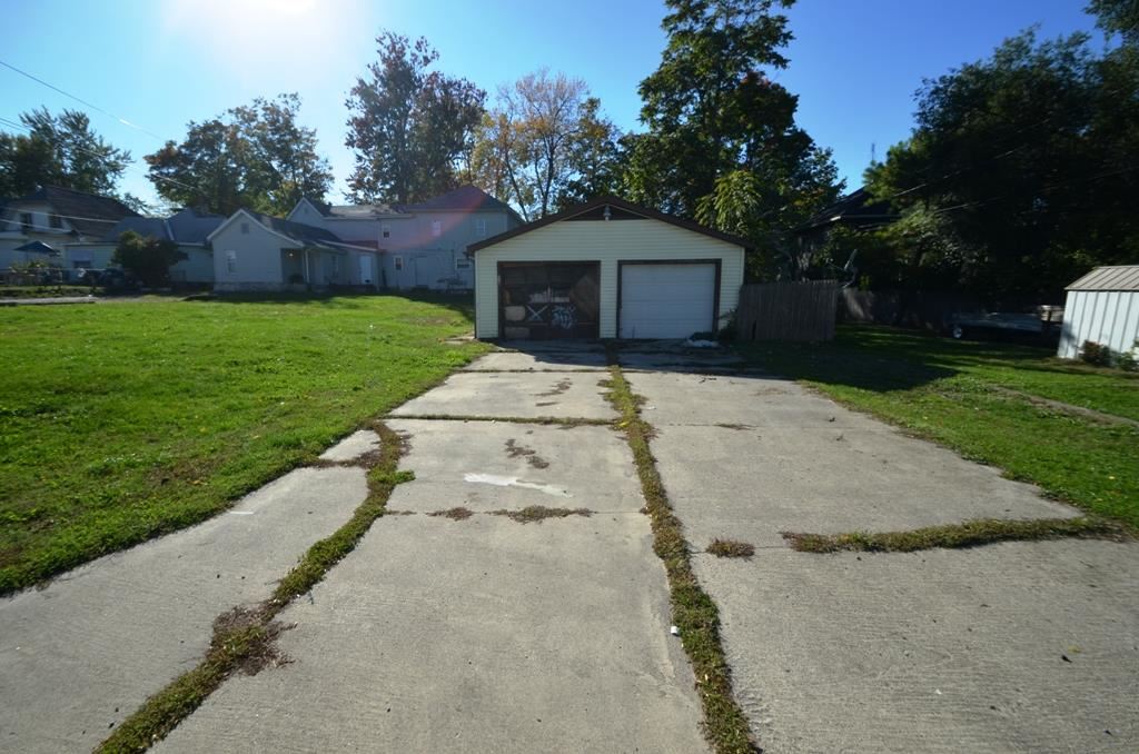 334 N State St, Kendallville, IN 46755 photo 24