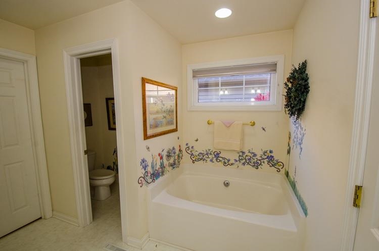 1606 N Lake George Dr, Mishawaka, IN 46545 photo 19