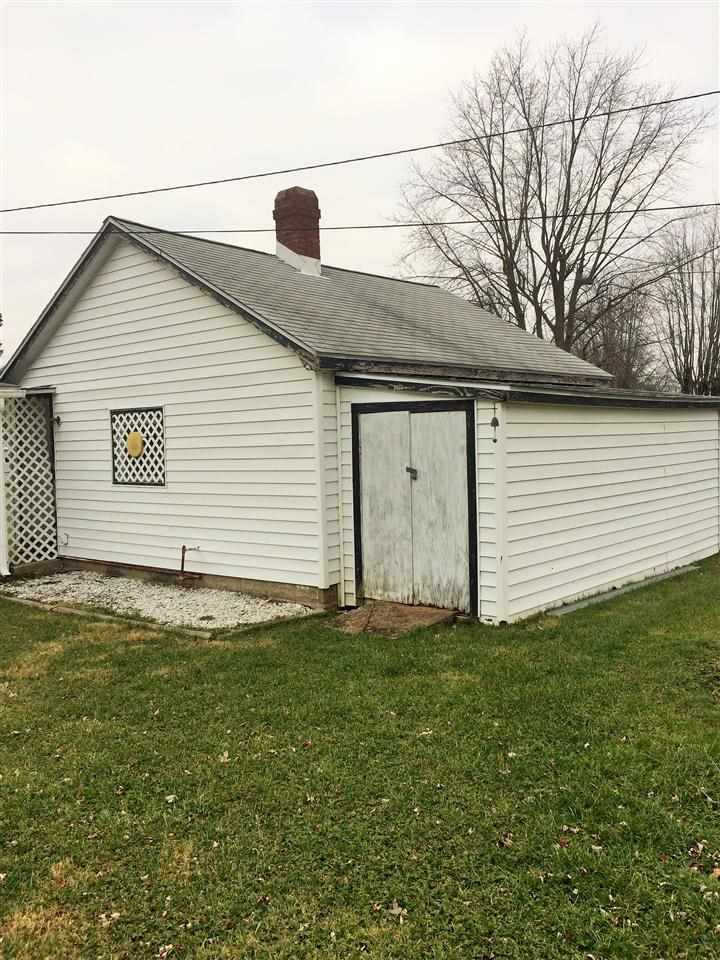 2815 S Brownlee St, Marion, IN 46953 photo 12