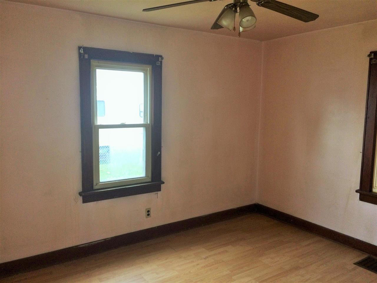 2815 S Brownlee St, Marion, IN 46953 photo 6