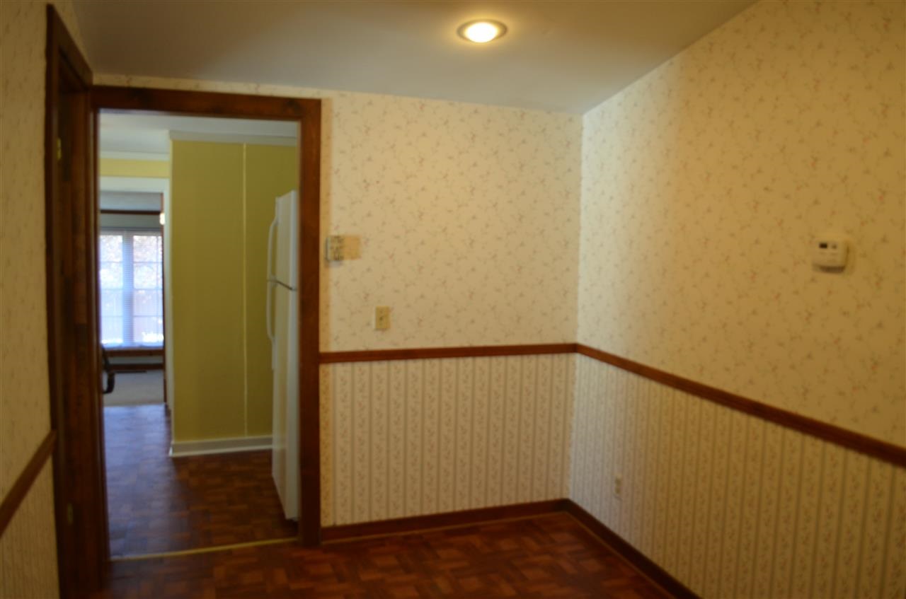 221 Middle St, Newburgh, IN 47630 photo 7