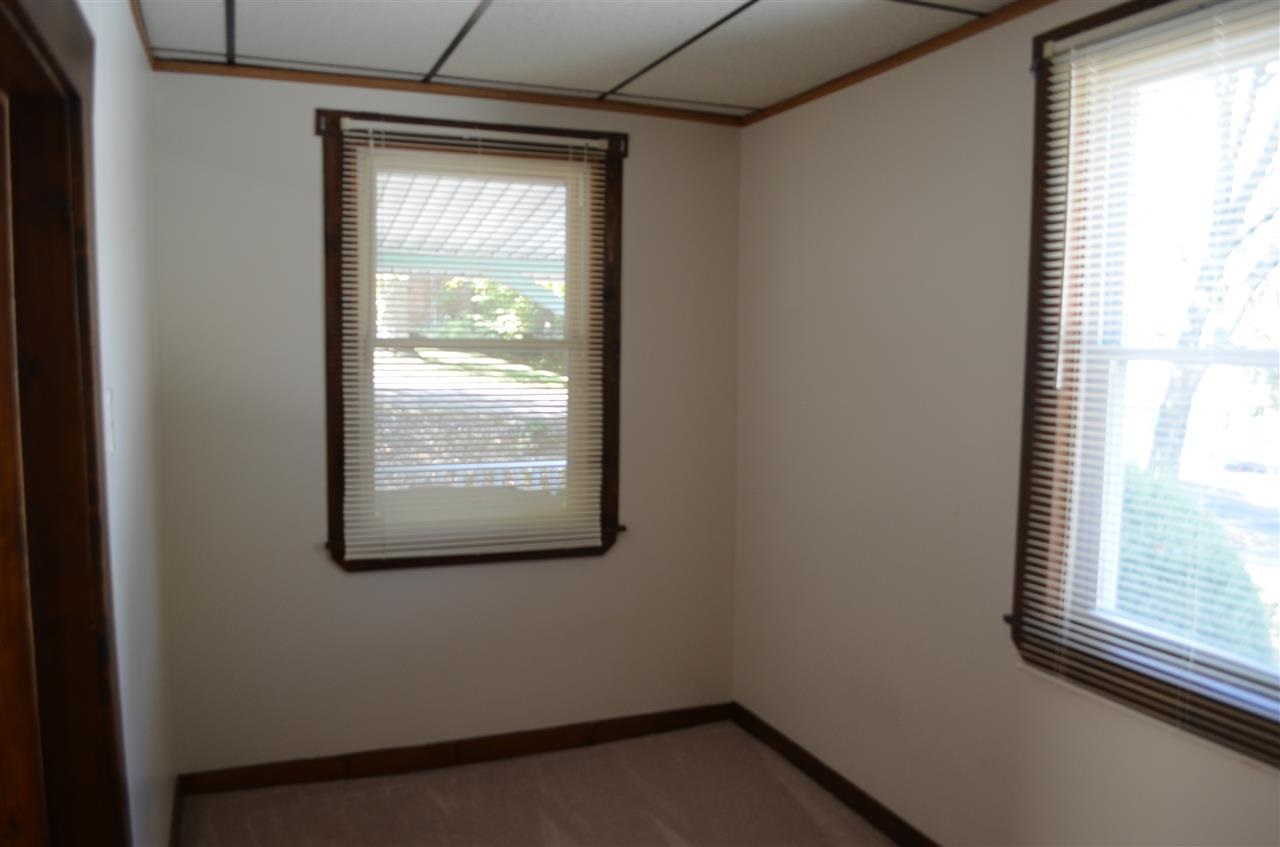 221 Middle St, Newburgh, IN 47630 photo 12
