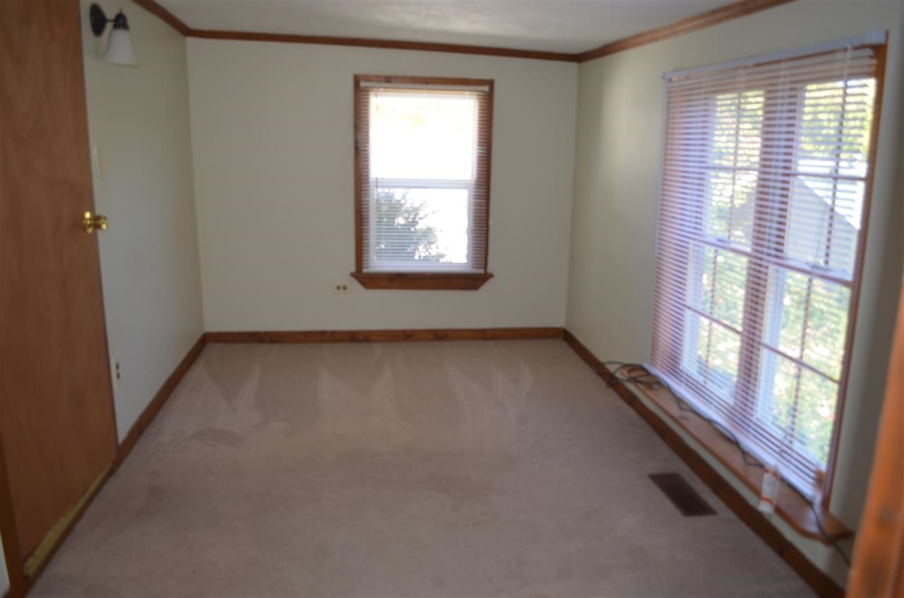 221 Middle St, Newburgh, IN 47630 photo 15