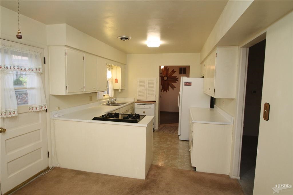 8243 Sunny Ln, Fort Wayne, IN 46835 photo 13