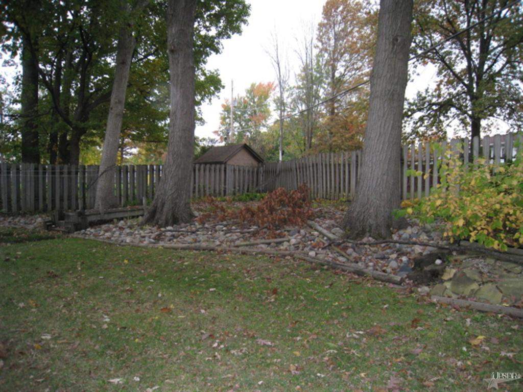 8243 Sunny Ln, Fort Wayne, IN 46835 photo 9