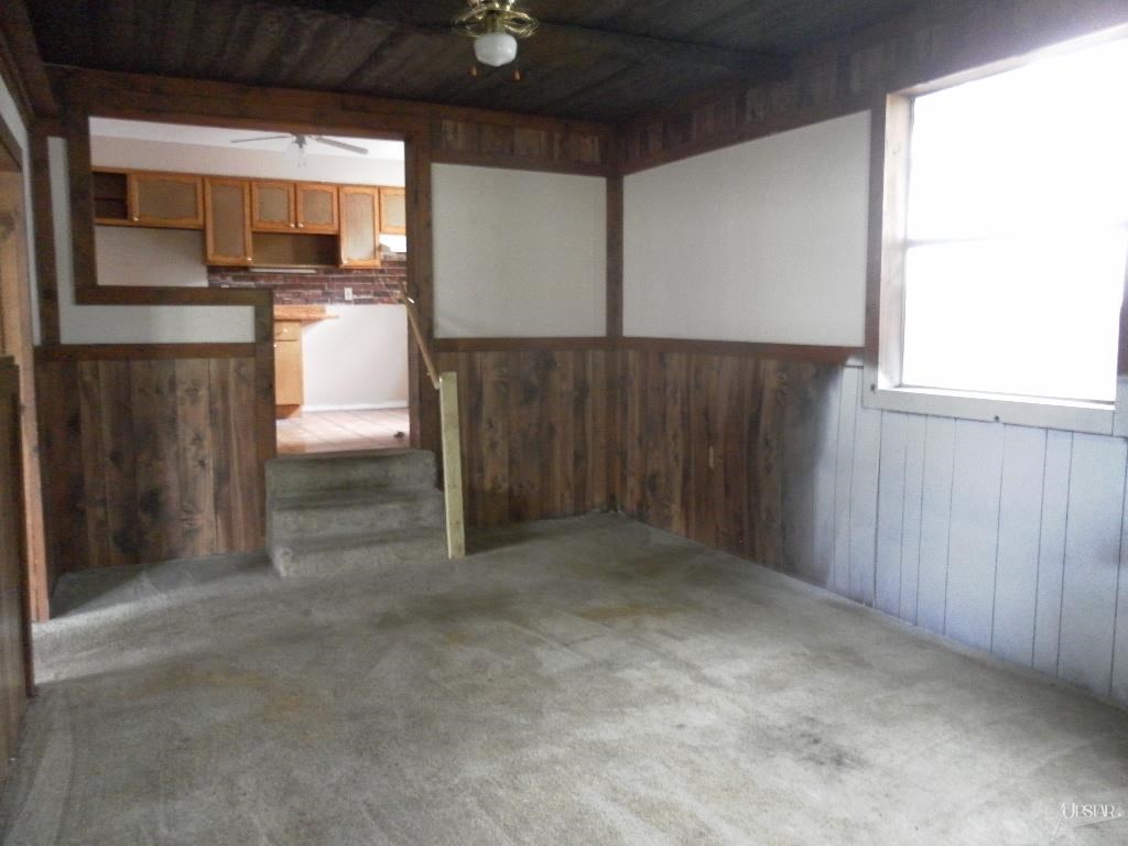 1704 Howell St, Fort Wayne, IN 46808 photo 8