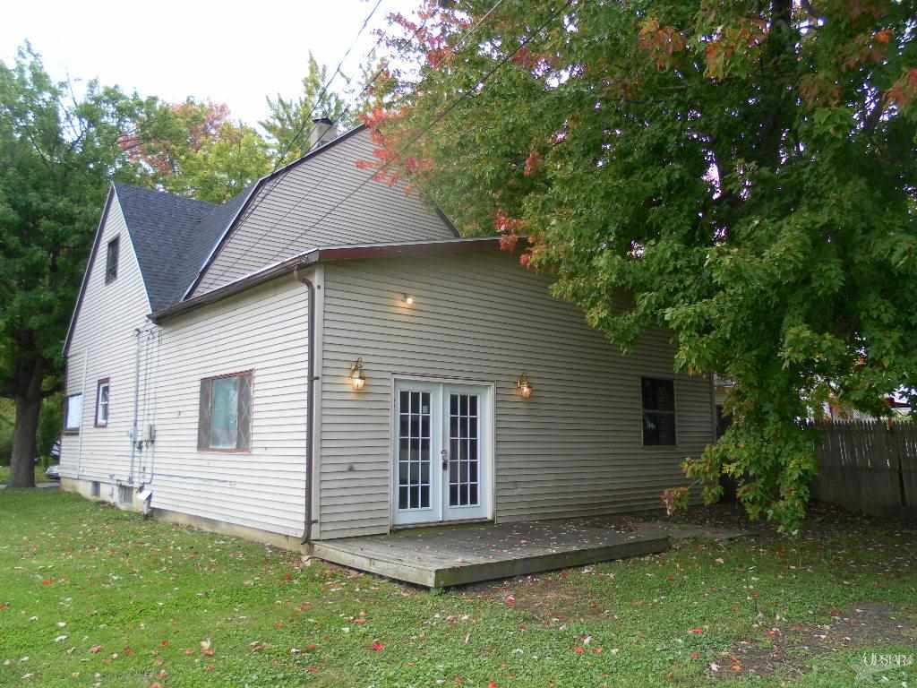 1704 Howell St, Fort Wayne, IN 46808 photo 4