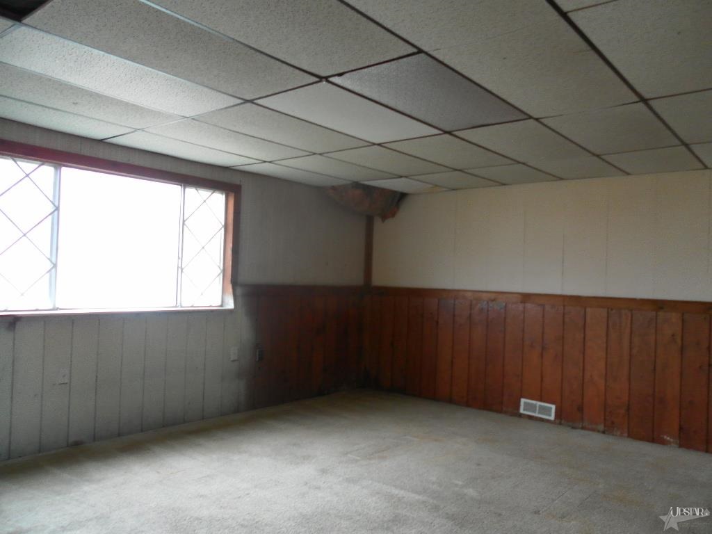 1704 Howell St, Fort Wayne, IN 46808 photo 10