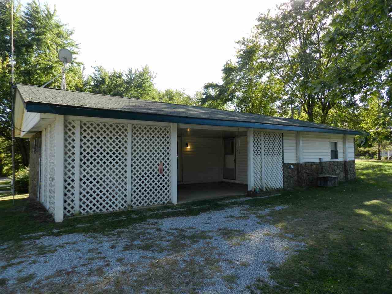 10010 W 565 S, Owensville, IN 47665 photo 3
