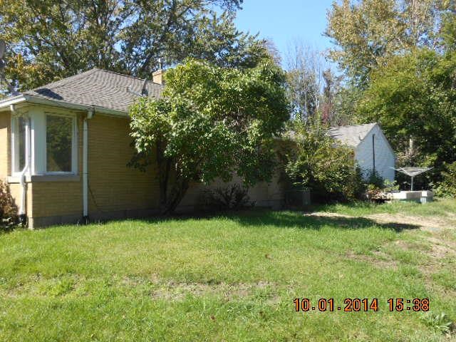 10904 N Syracuse Webster Rd, Syracuse, IN 46567 photo 4