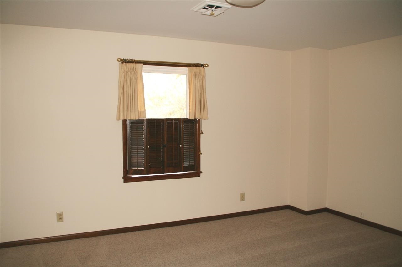 605 Hamlin St, Wabash, IN 46992 photo 27