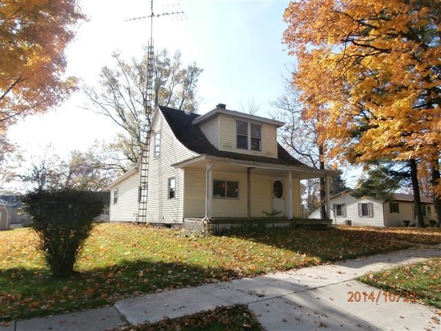317 Nursery St, Plymouth, IN 46563 photo 3
