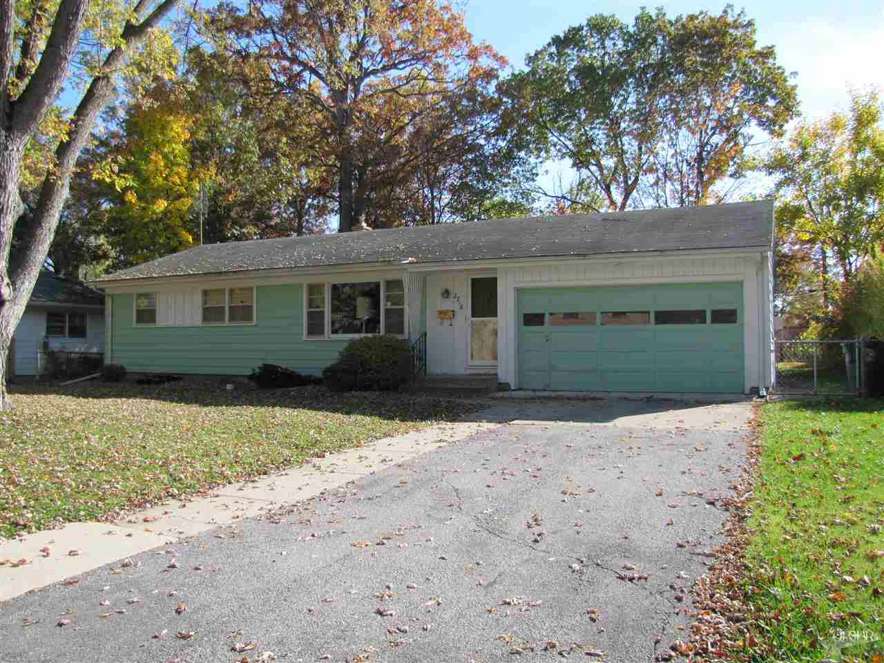 2718 Capitol Ave, Fort Wayne, IN 46806 photo 1