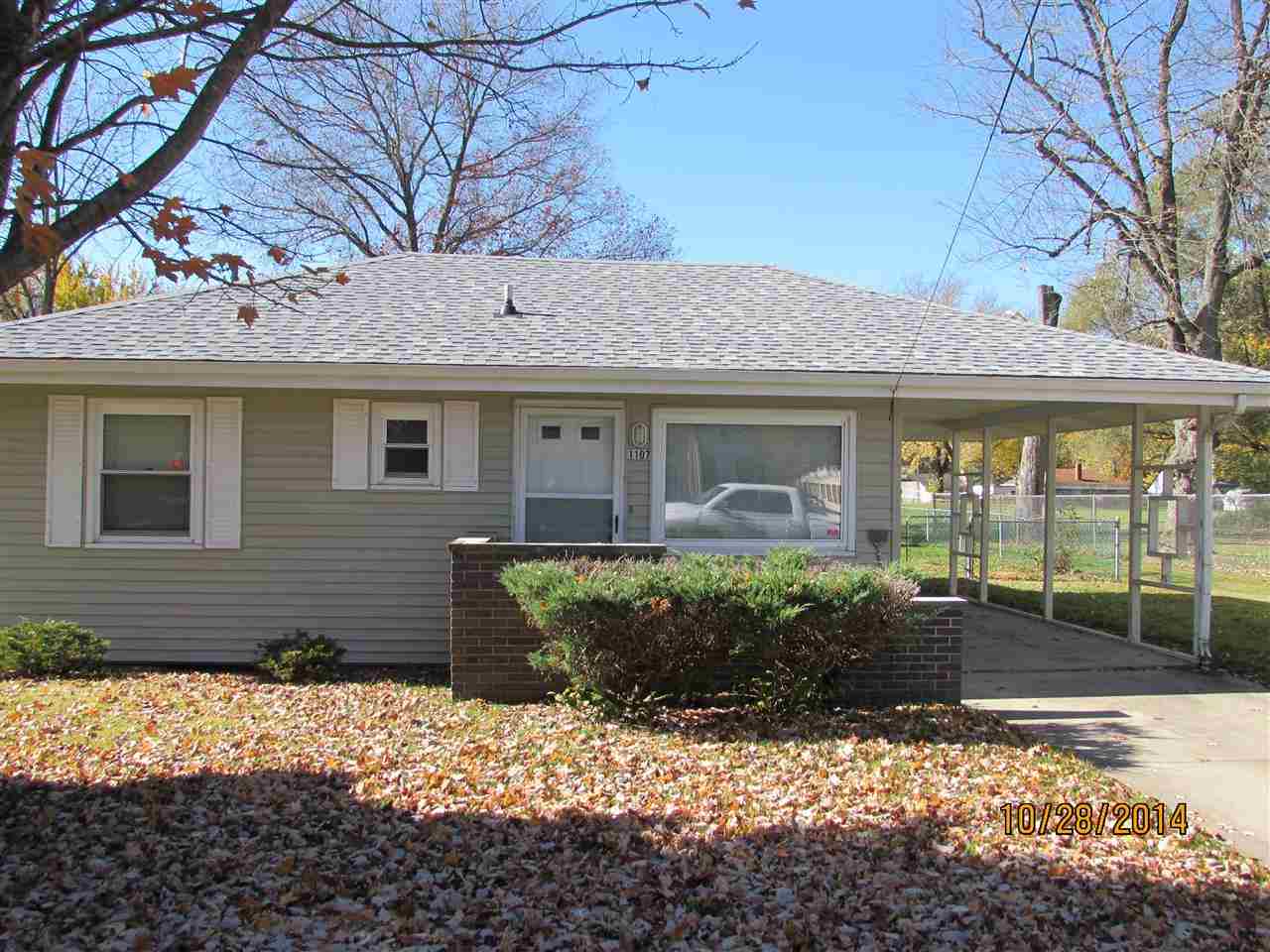 1107 Davis St, Elkhart, IN 46516 photo 3