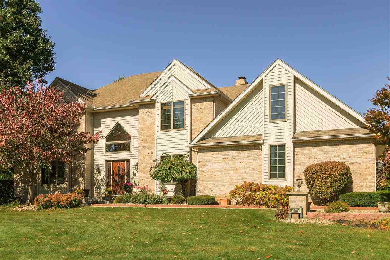 51541 Fox Pointe Ln, Granger, IN 46530 photo 1