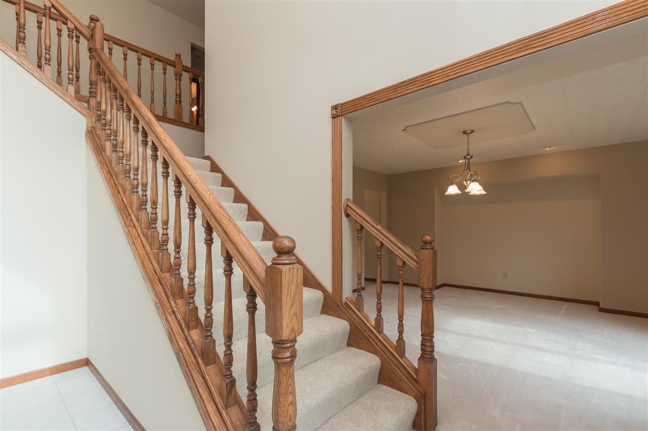 51541 Fox Pointe Ln, Granger, IN 46530 photo 2