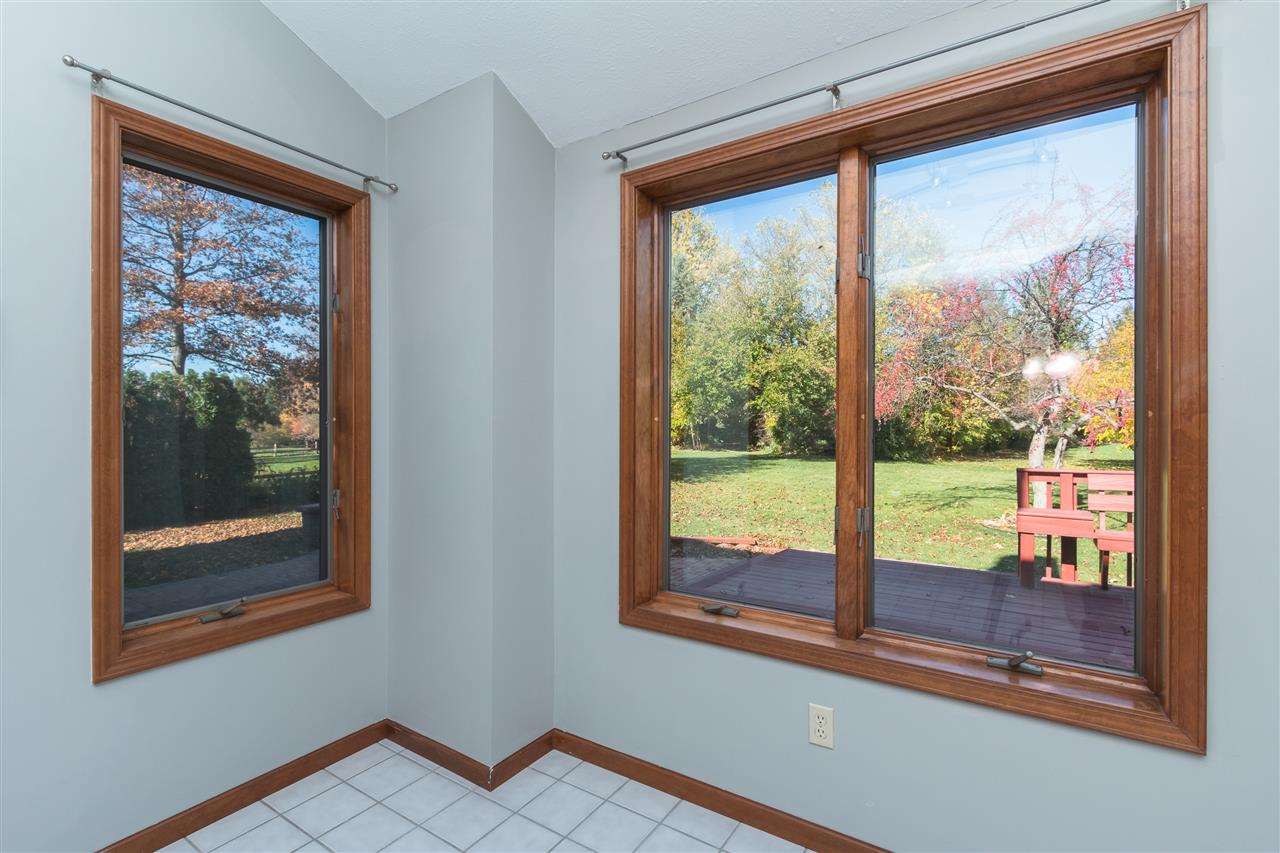 51541 Fox Pointe Ln, Granger, IN 46530 photo 11