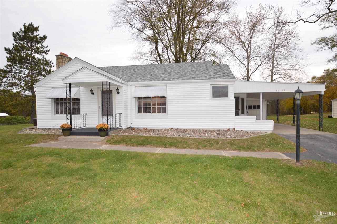 2532 Hunter Rd, Huntertown, IN 46748 photo 2