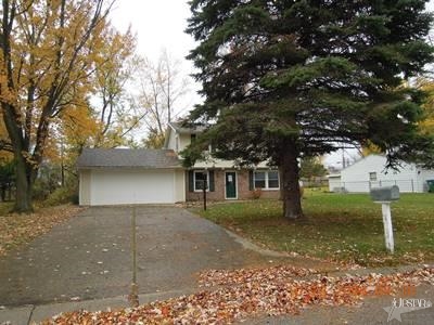 9712 Greenmoor Dr, New Haven, IN 46774 photo 1