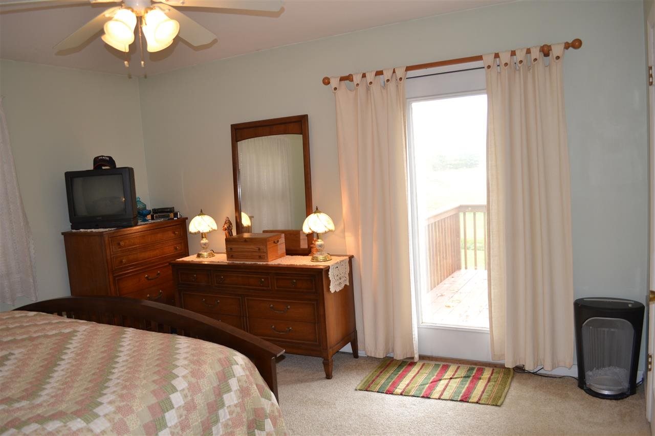 5988 W Hilltop Dr, Frankfort, IN 46041 photo 13