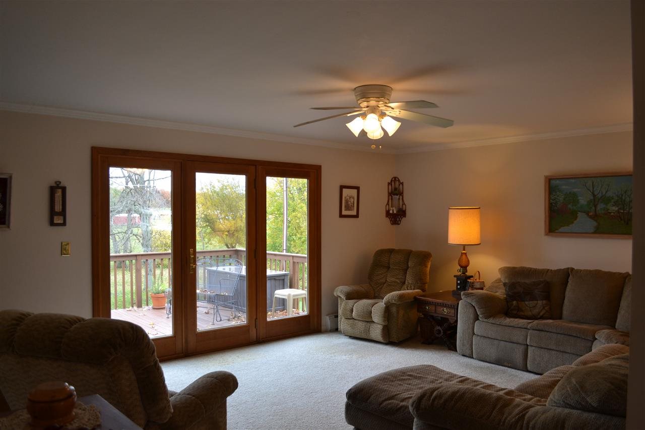 5988 W Hilltop Dr, Frankfort, IN 46041 photo 6