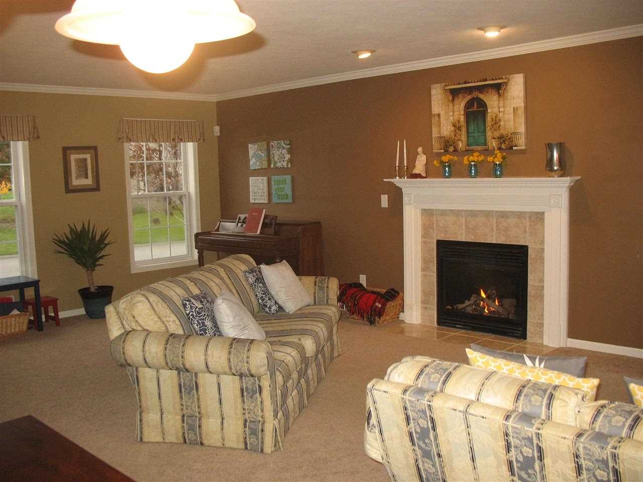 51688 Sandelwood Ct, Granger, IN 46530 photo 2