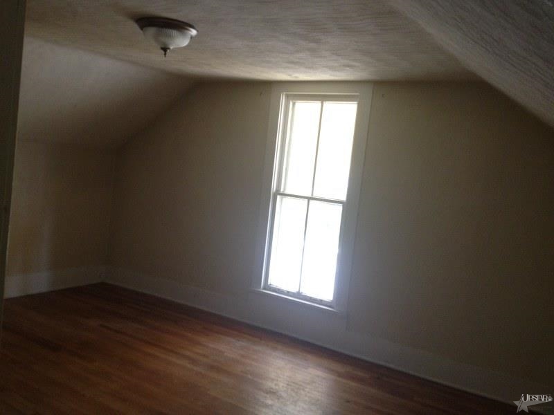 720 N Cavin St, Ligonier, IN 46767 photo 9