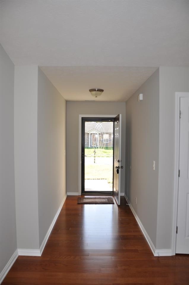 3504 Yale Dr, Evansville, IN 47711 photo 2