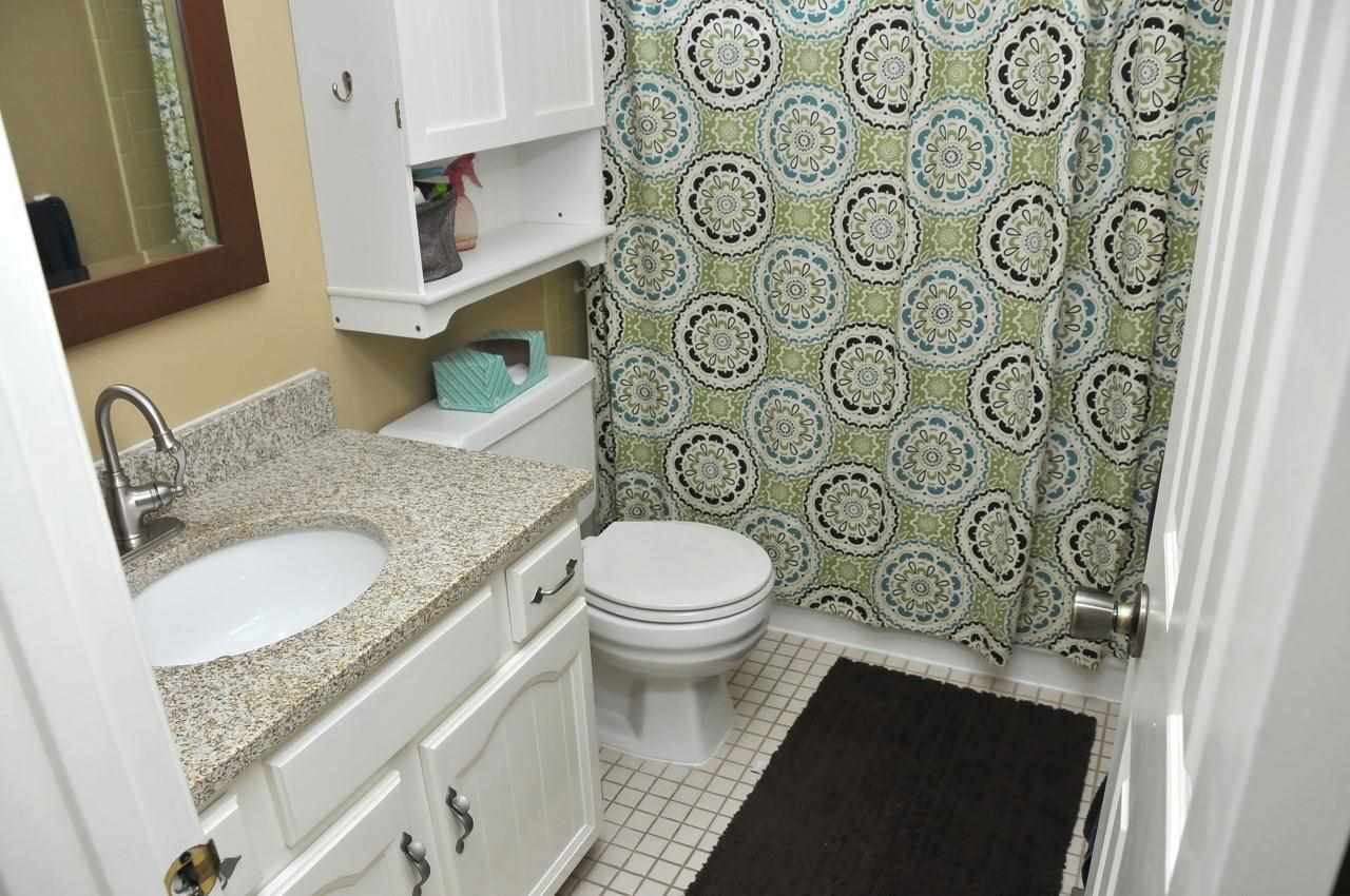1805 Barclay Dr, Goshen, IN 46528 photo 9