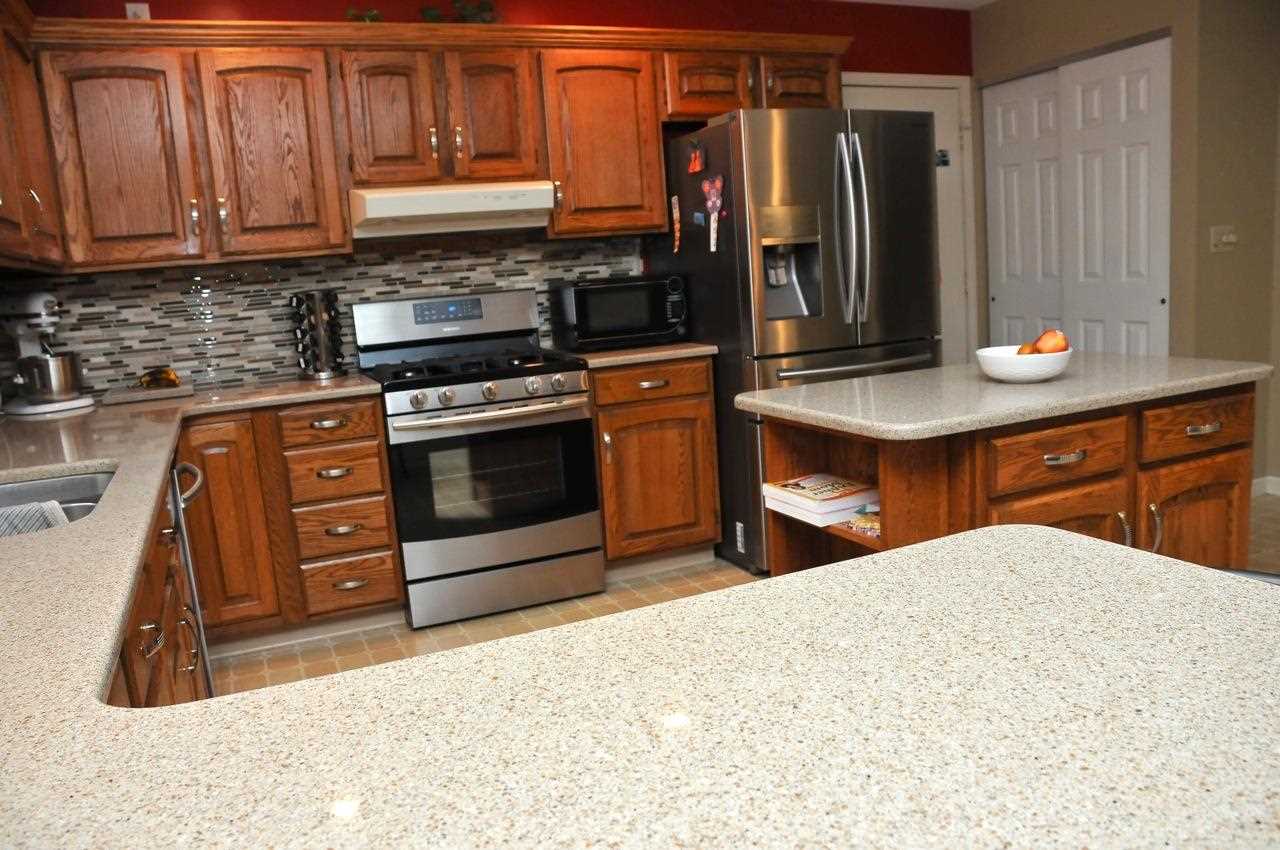 1805 Barclay Dr, Goshen, IN 46528 photo 4