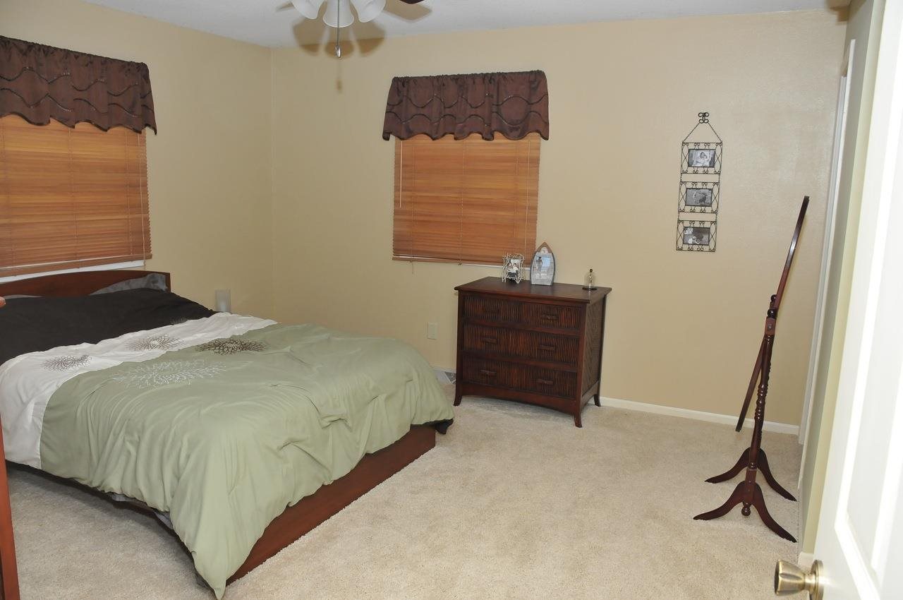 1805 Barclay Dr, Goshen, IN 46528 photo 13