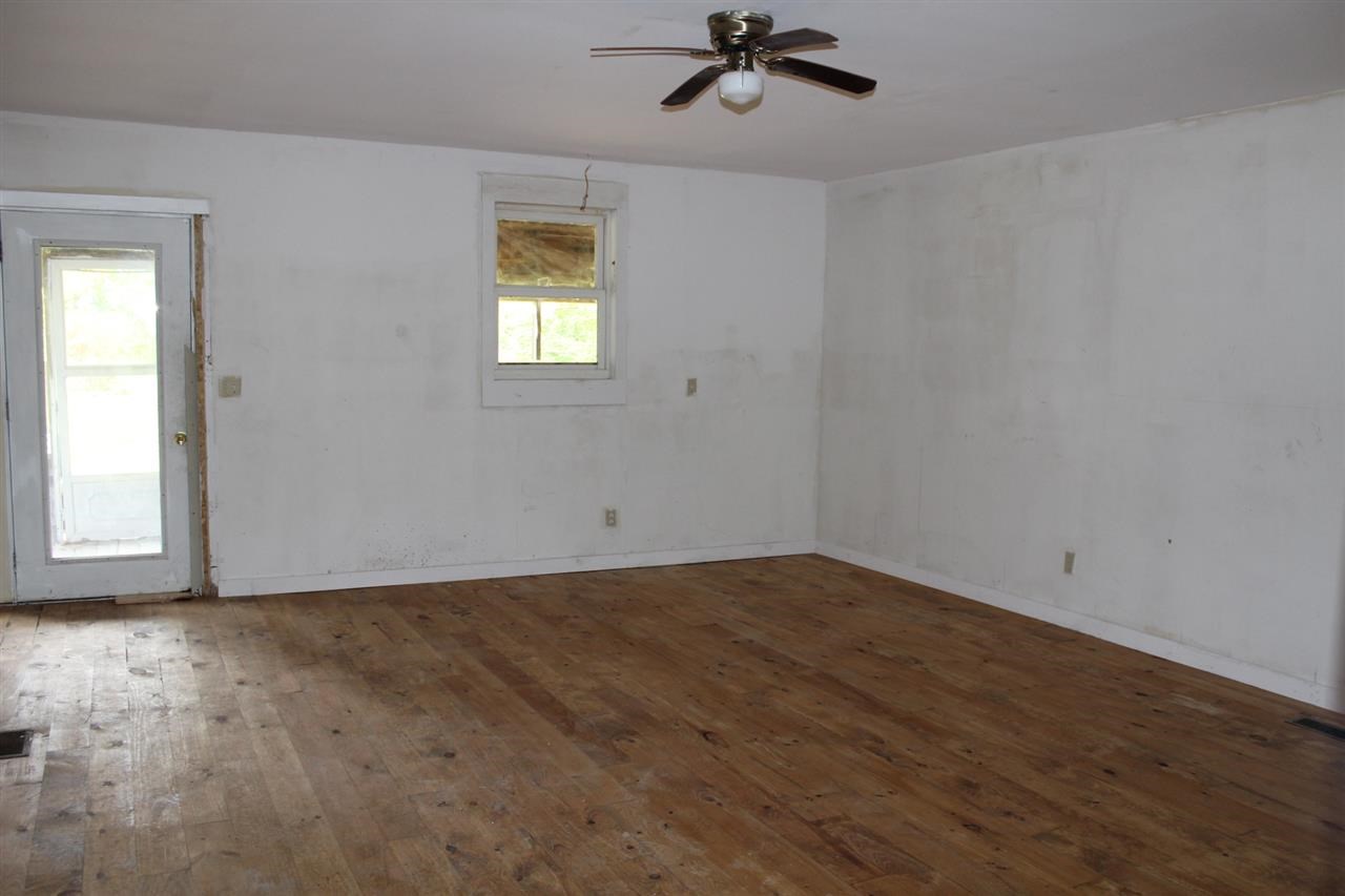 317 W 8th St, Burlington, IN 46915 photo 5