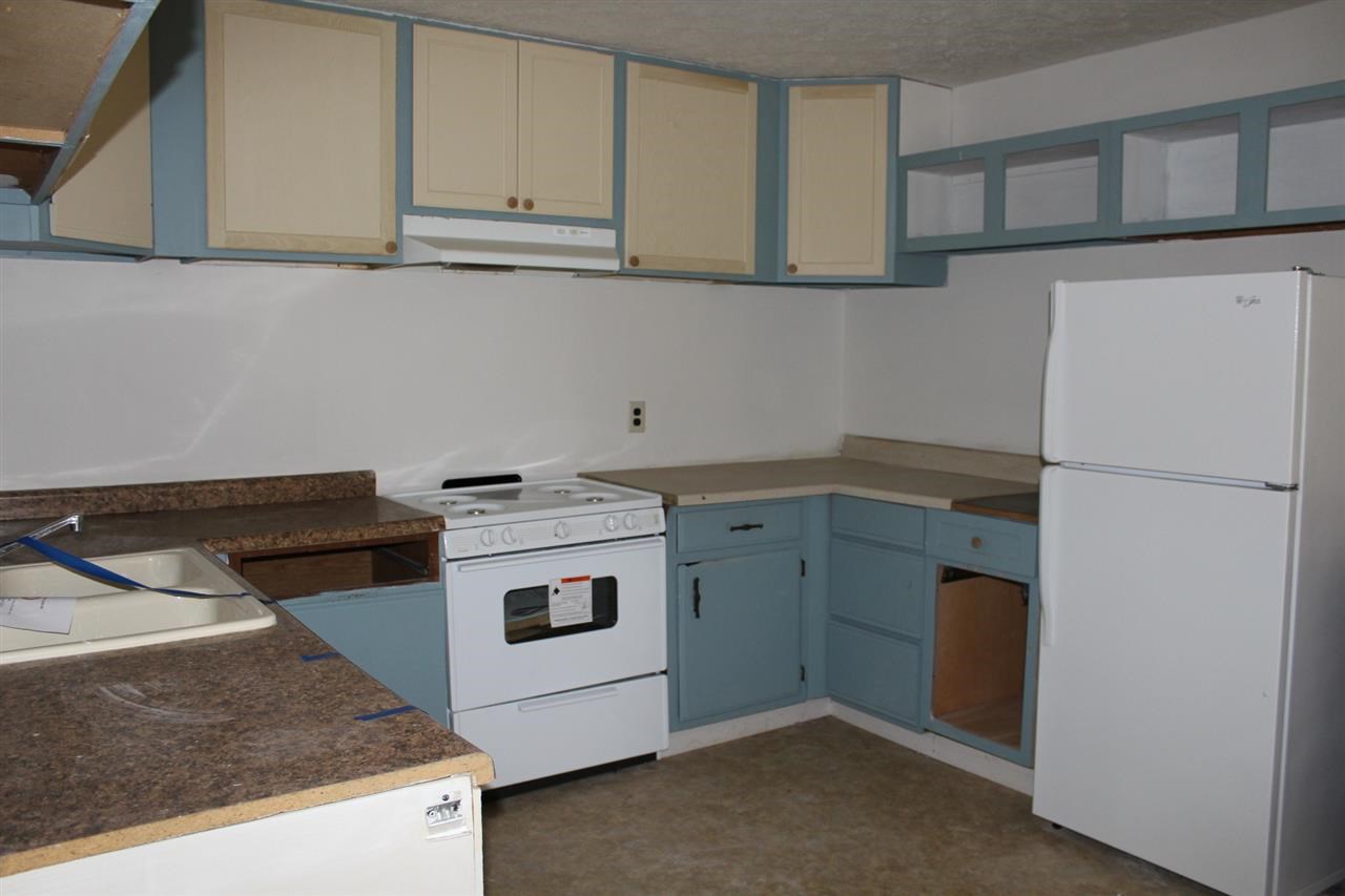 317 W 8th St, Burlington, IN 46915 photo 9