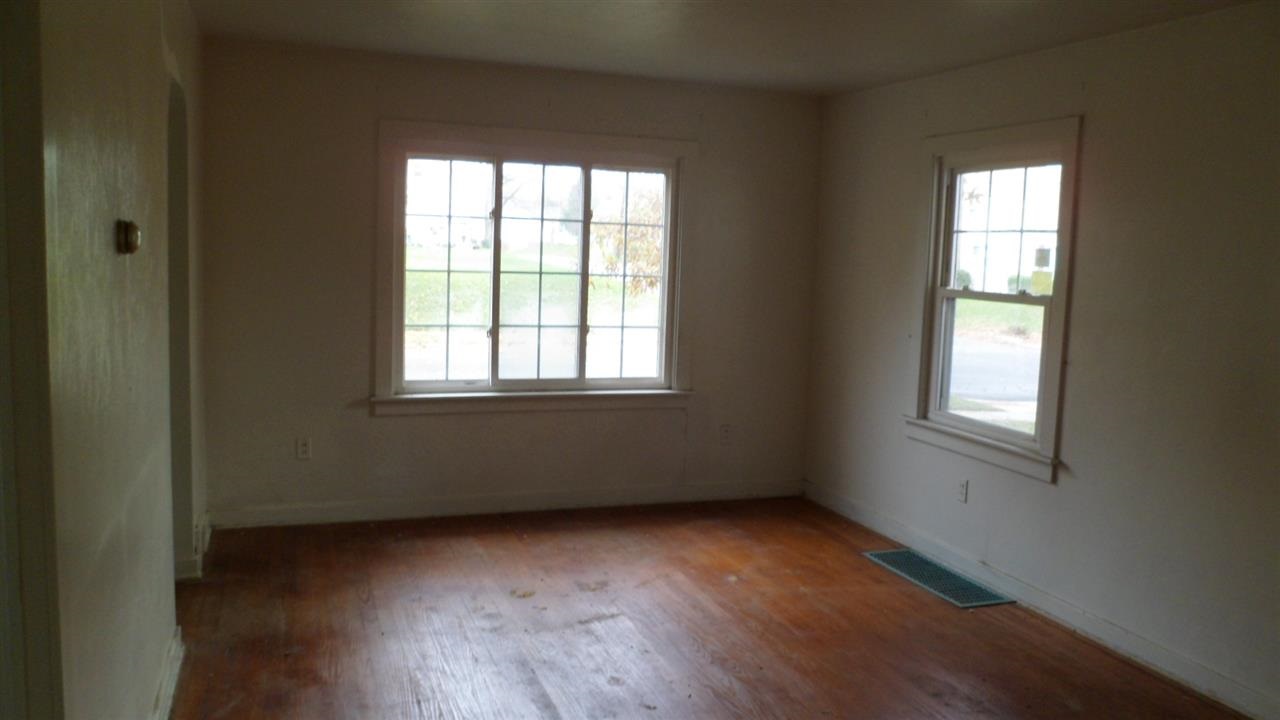 2621 Carew St, Fort Wayne, IN 46805 photo 8