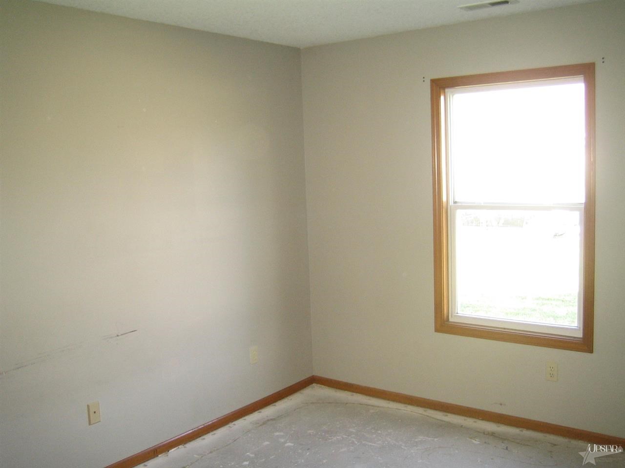 517 Glenfield Dr, Fort Wayne, IN 46825 photo 7