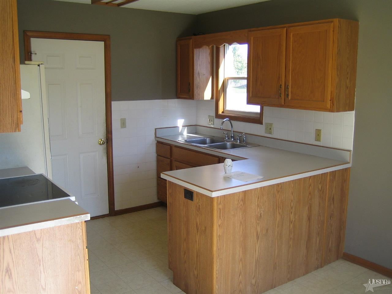 517 Glenfield Dr, Fort Wayne, IN 46825 photo 3