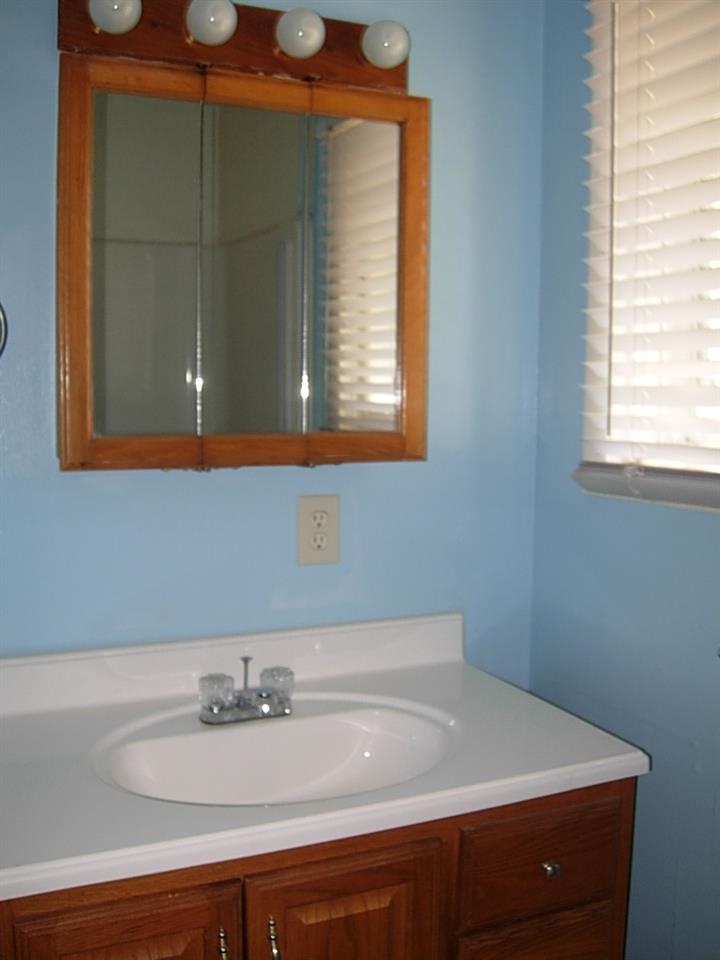 201 E Grissom, Mitchell, IN 47446 photo 7
