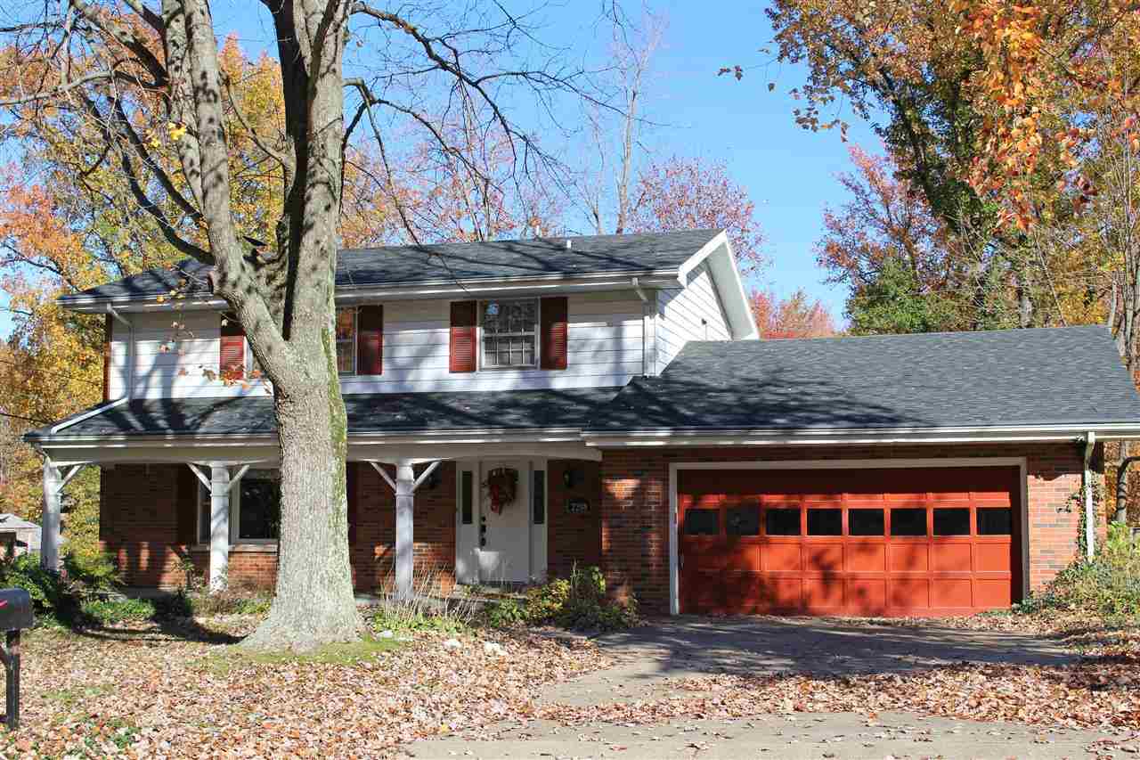 2208 Dusseldorf Dr, Evansville, IN 47711 photo 1