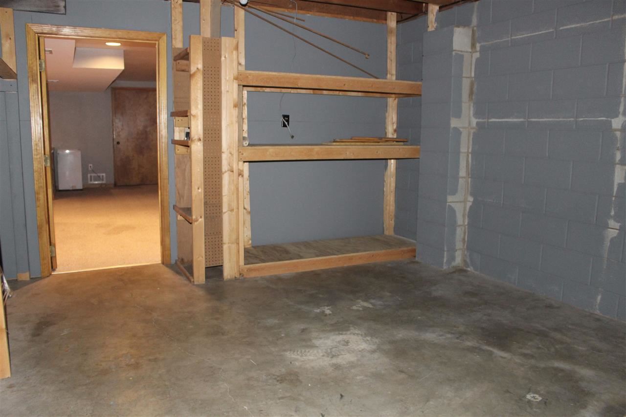 2208 Dusseldorf Dr, Evansville, IN 47711 photo 27