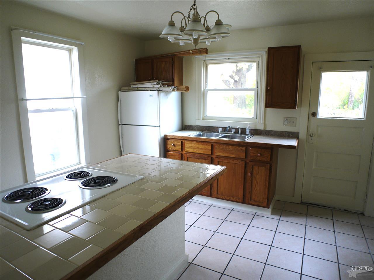 1407 Spring St, Fort Wayne, IN 46808 photo 3