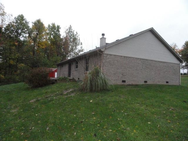 1282 E Abrams Rd, Bloomfield, IN 47424 photo 2