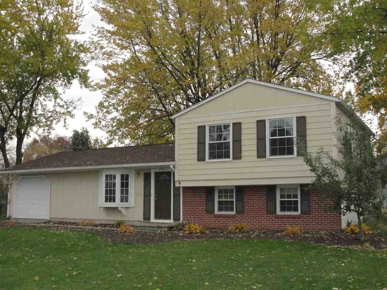 1112 E 3rd St, Fowler, IN 47944 photo 1